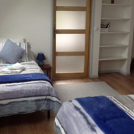 Captivating 2-Bed House With Log Burner In Kérien エクステリア 写真