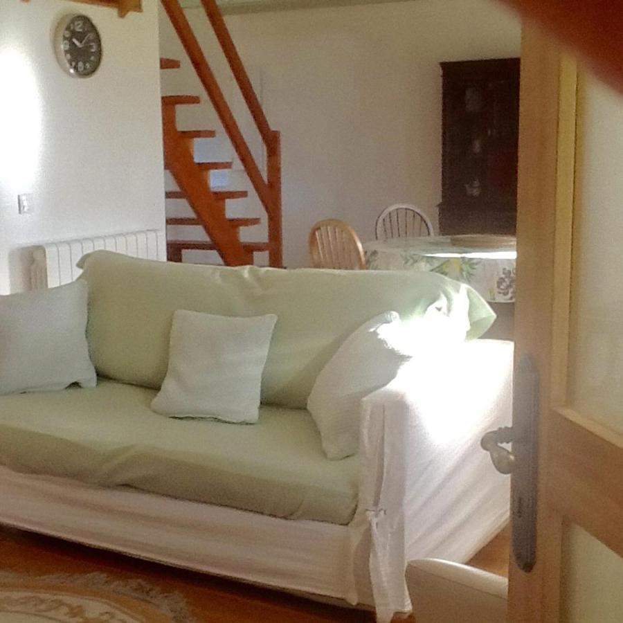 Captivating 2-Bed House With Log Burner In Kérien エクステリア 写真
